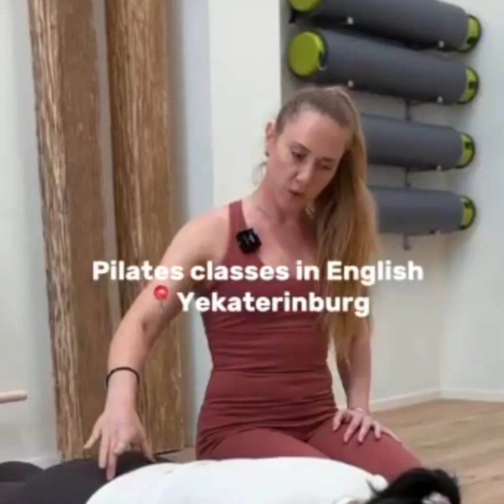Pilates classes in English at ARNÓA Pilates