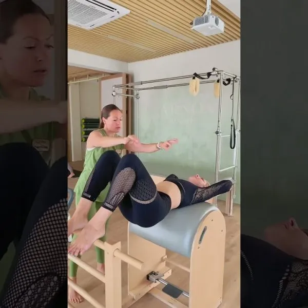 Видео: как проходят тренировки в студии ARNÓA Pilates